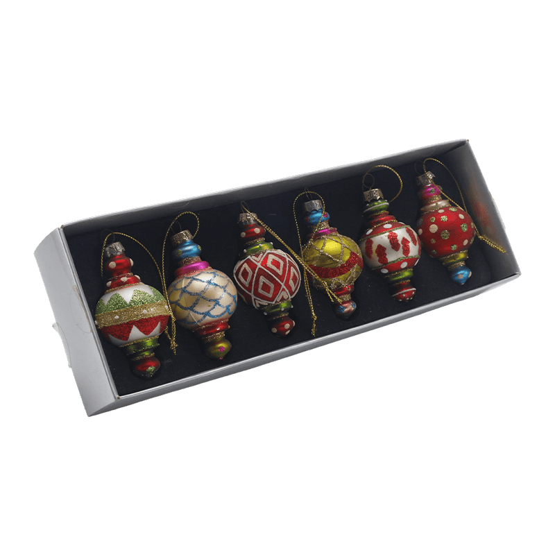 Håndblåst julepynt i glass