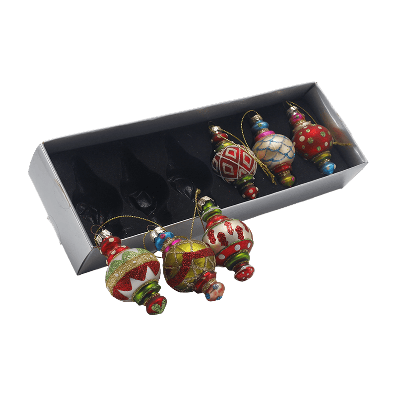 Håndblåst julepynt i glass