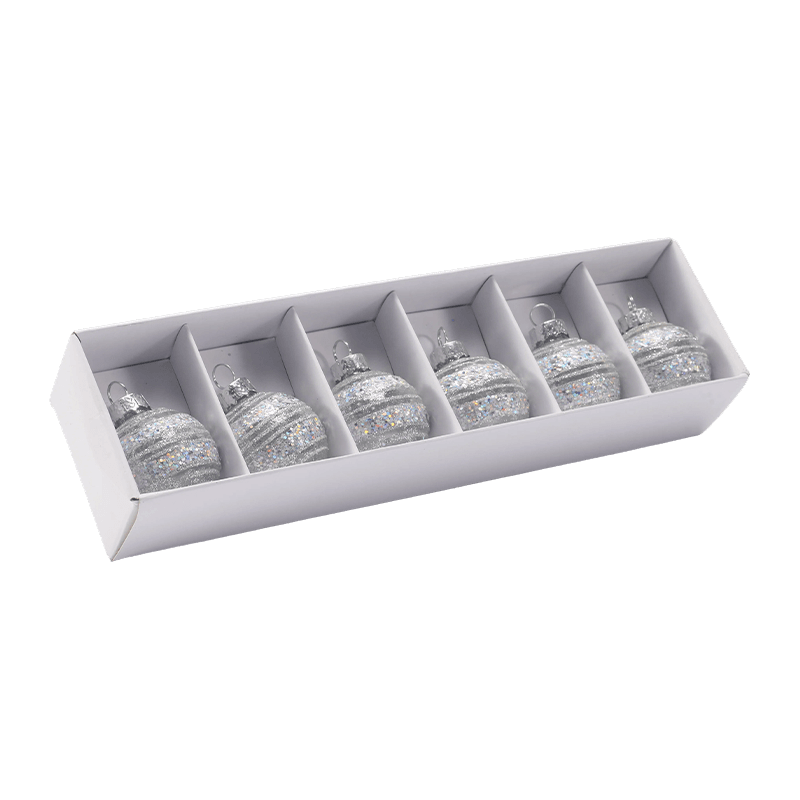 Håndblåst julekule i glass