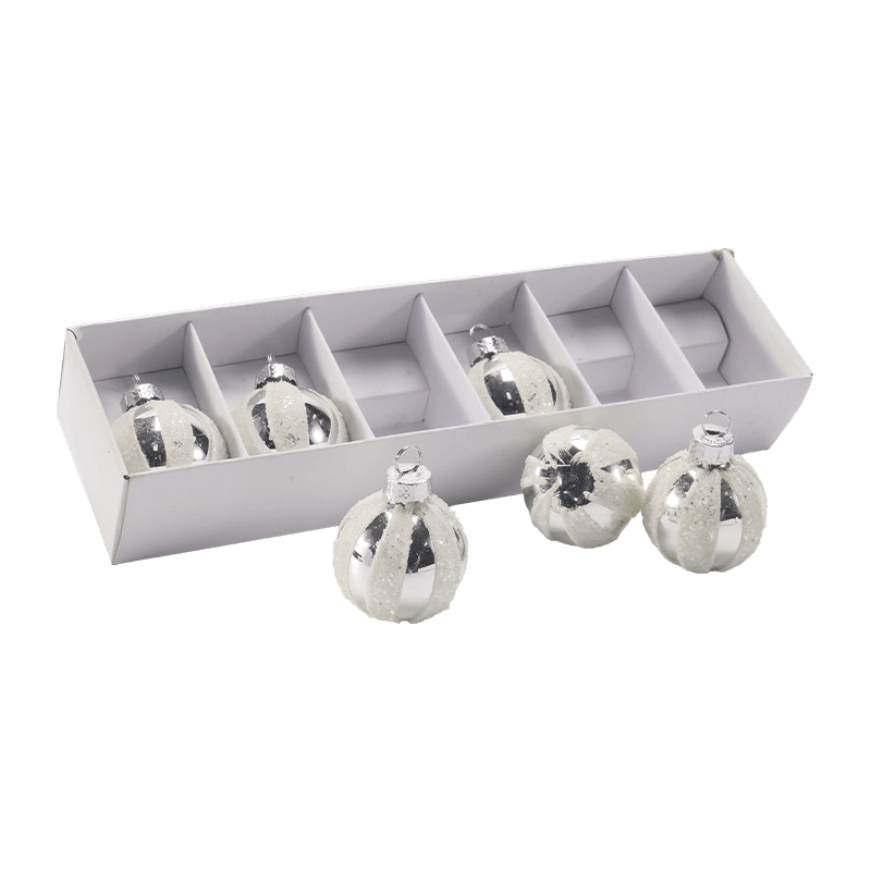 Håndblåst julekule i glass
